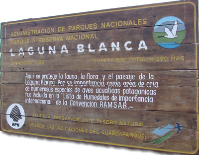 Cartel Parque Nacional Laguna Blanca
